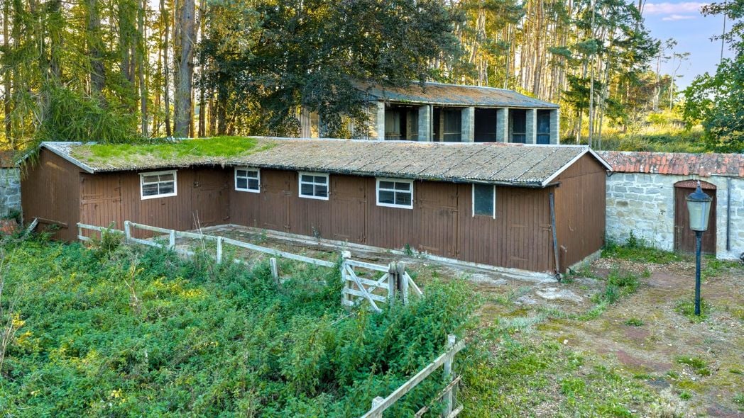 Property image 39 of 42