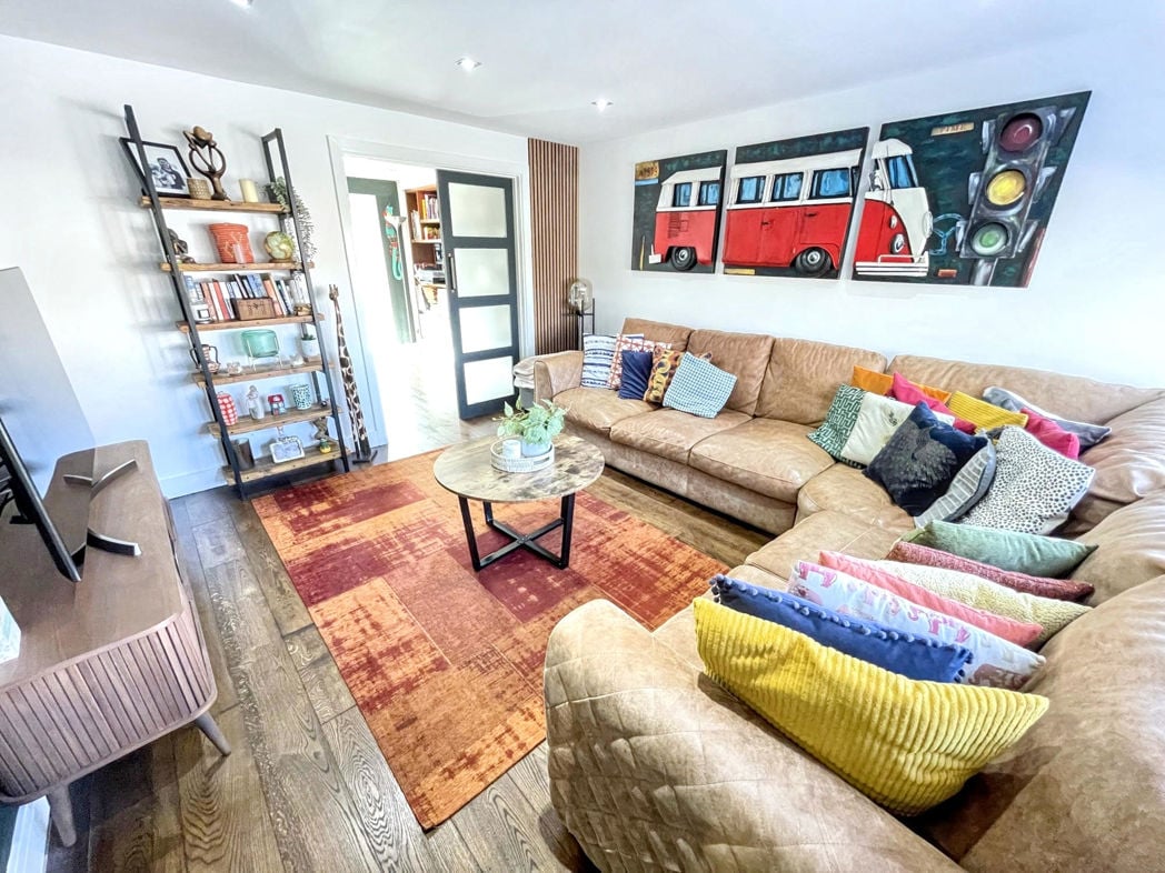 Property image 3 of 15
