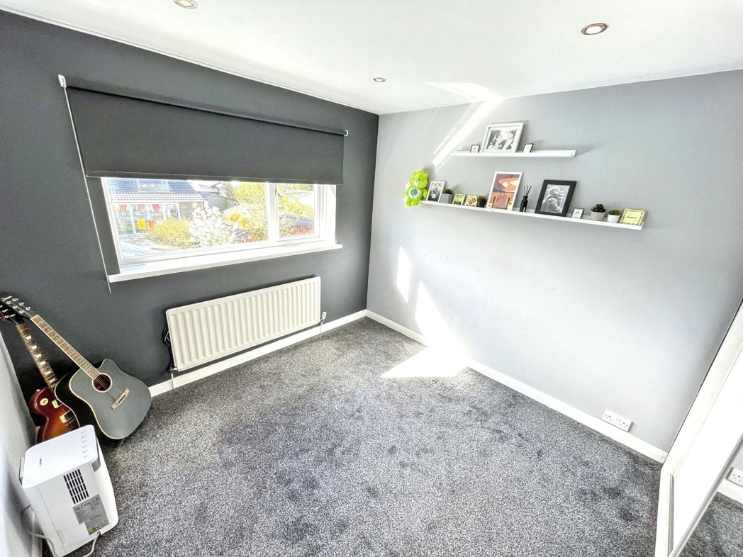 Property image 10 of 15