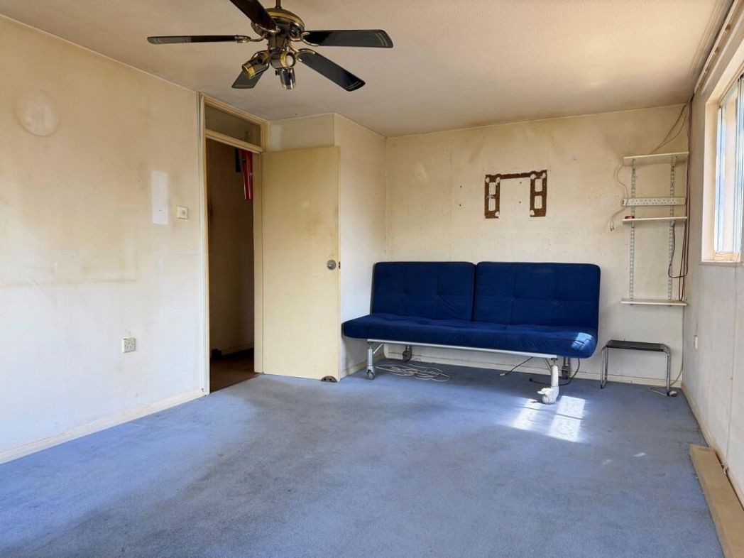 Property image 3 of 6