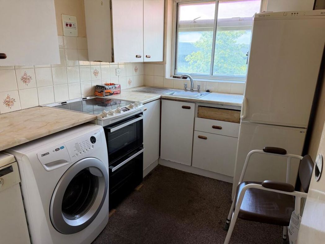Property image 4 of 6