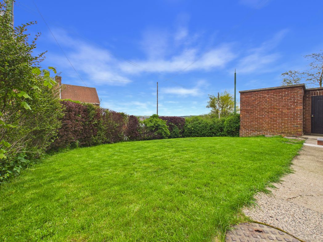Side and rear gardens