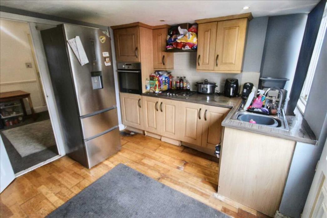 Property image 6 of 16