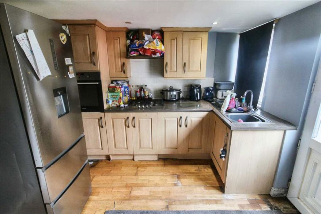 Property image 7 of 16