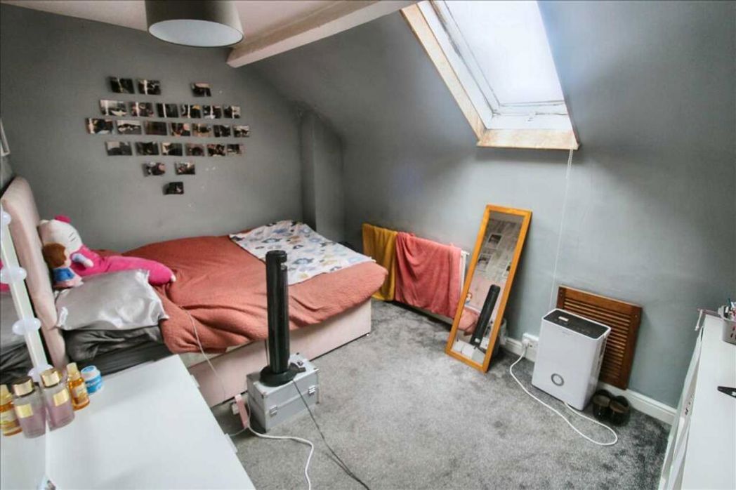 Property image 13 of 16