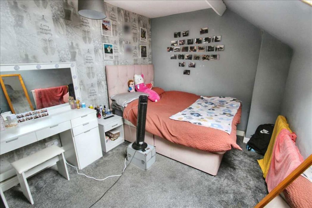 Property image 14 of 16