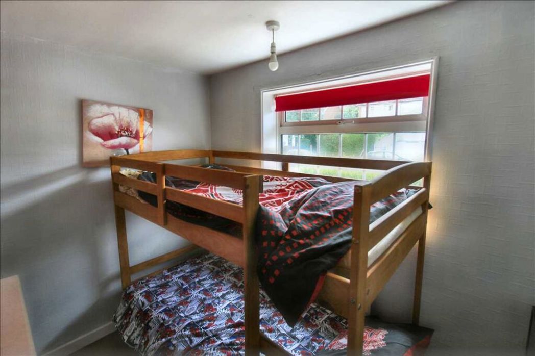 Property image 6 of 11