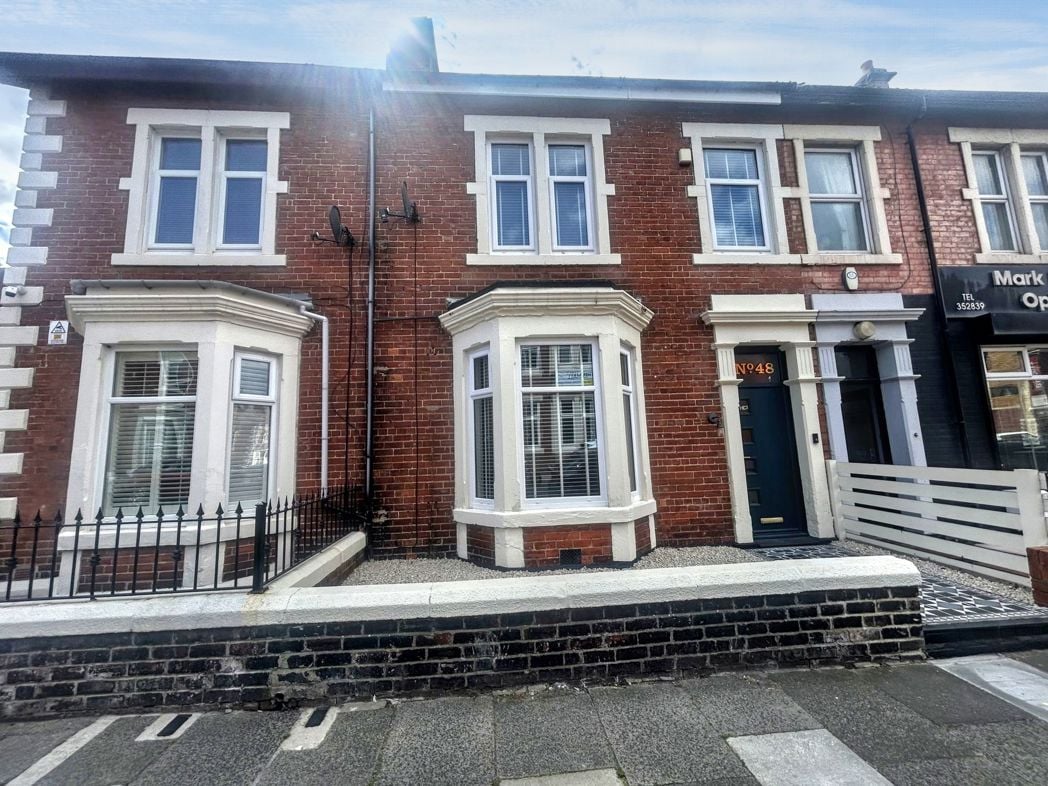 Property image 1 of 12