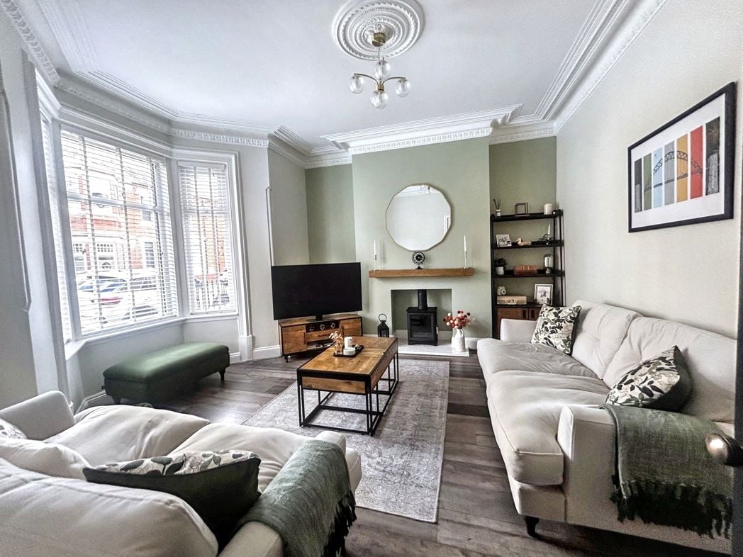 Property image 2 of 12