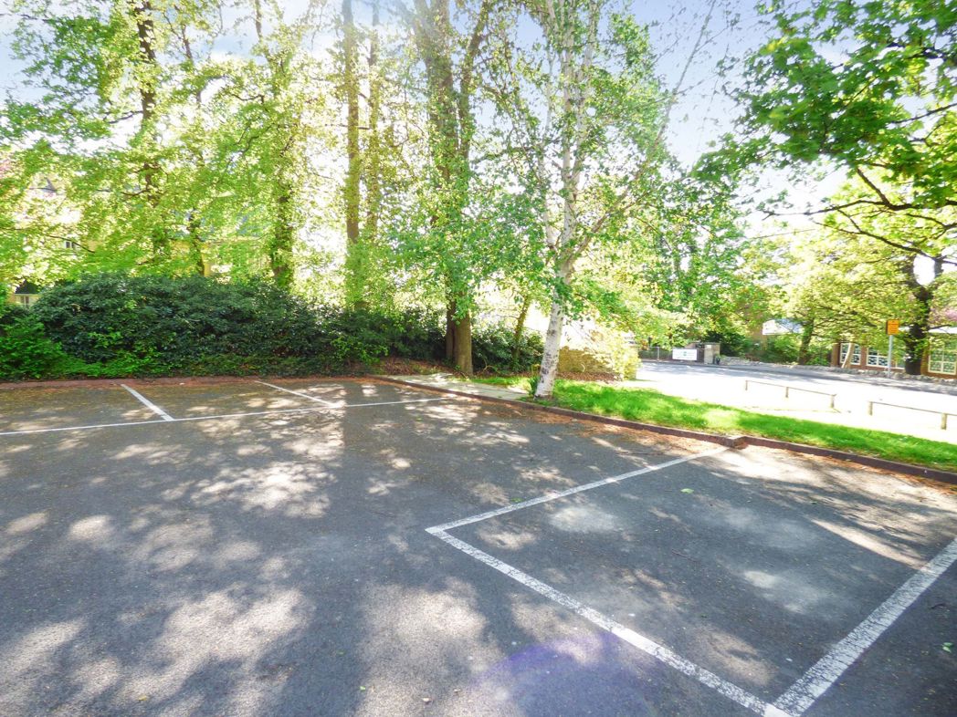 Property image 15 of 16