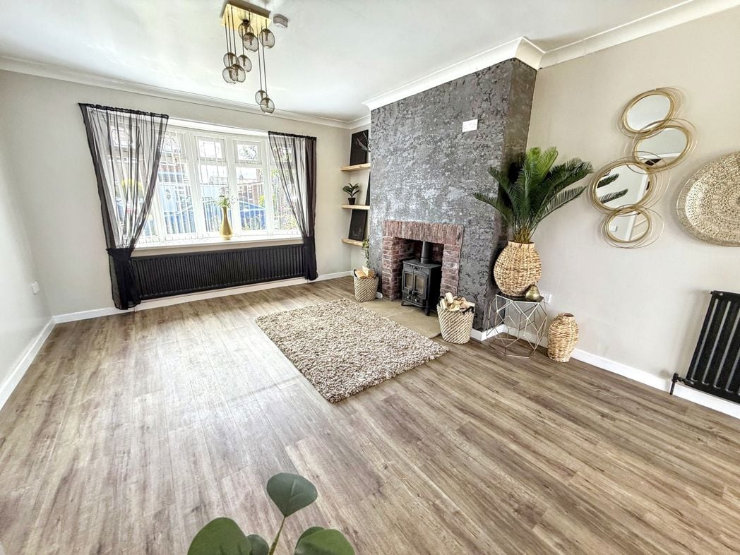 Property image 8 of 21