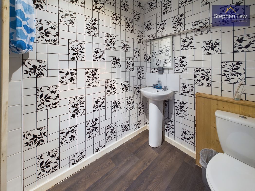 Property image 10 of 21