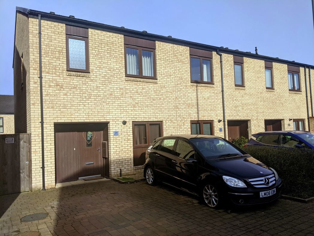 Property image 11 of 11