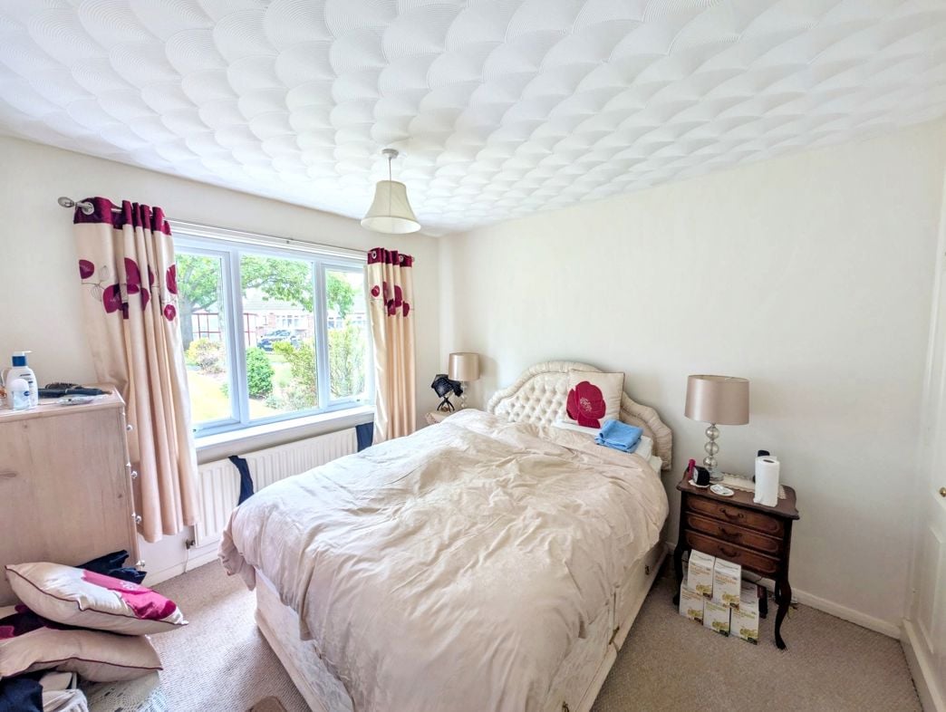 Property image 5 of 8