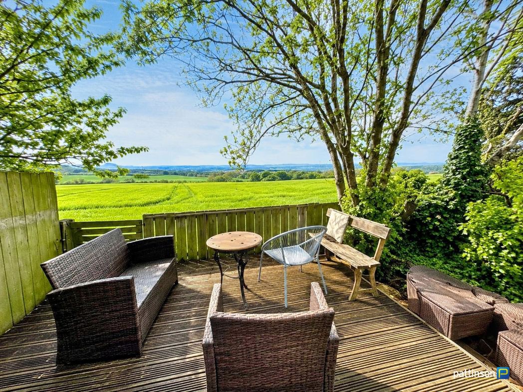 Property image 24 of 27