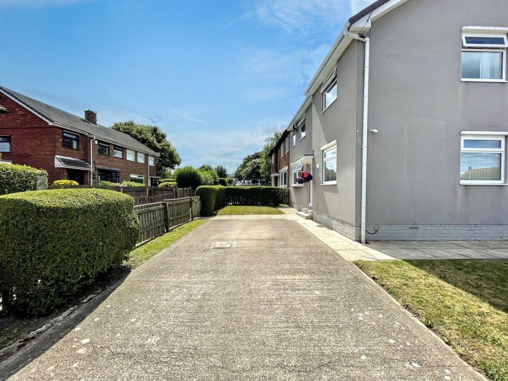 Property image 17 of 19