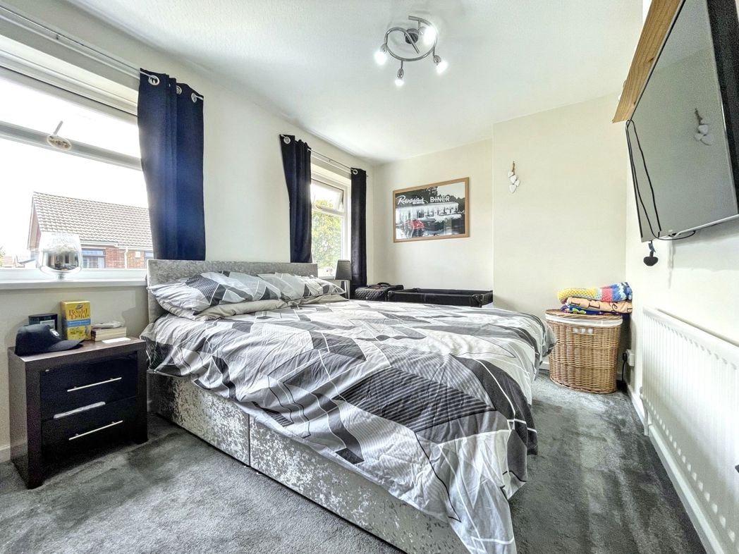 Property image 13 of 19