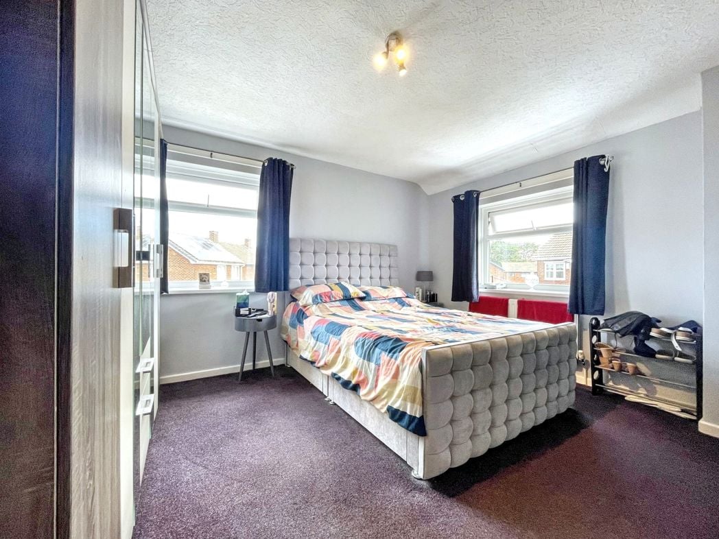 Property image 12 of 19