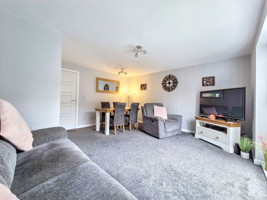 Property image 6 of 29