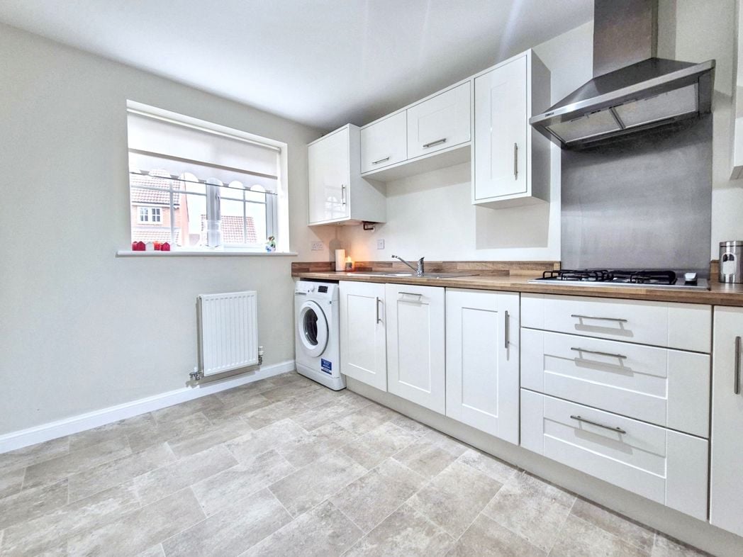 Property image 11 of 29