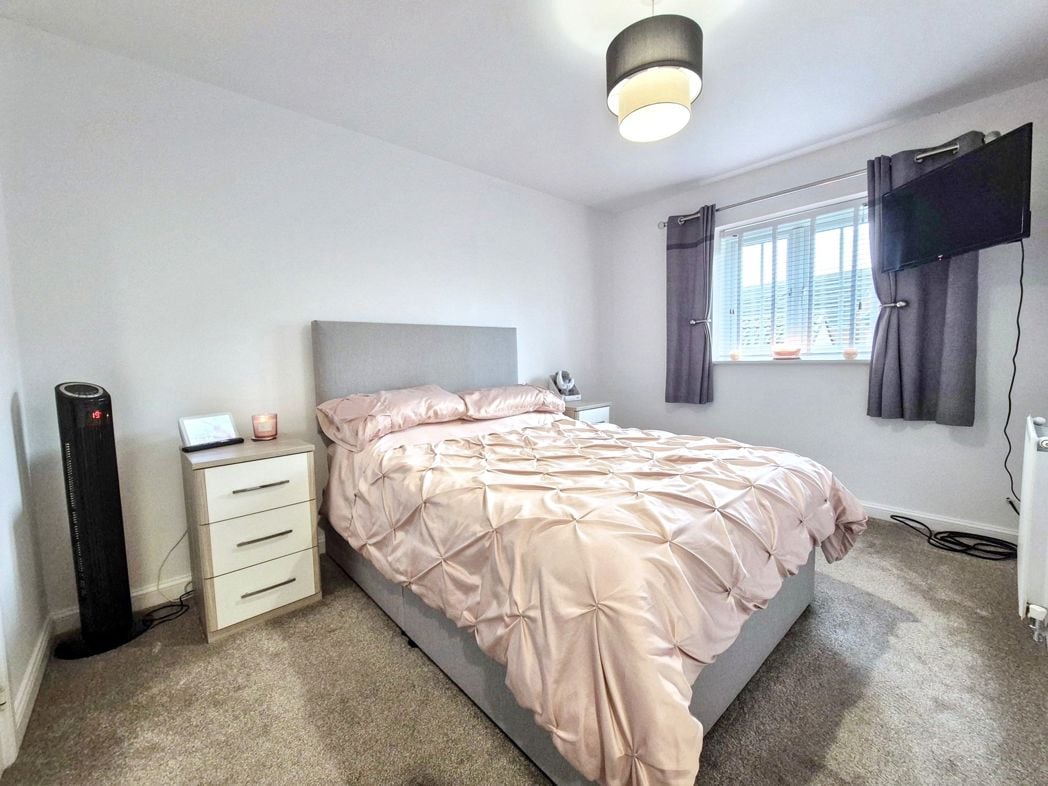 Property image 14 of 29