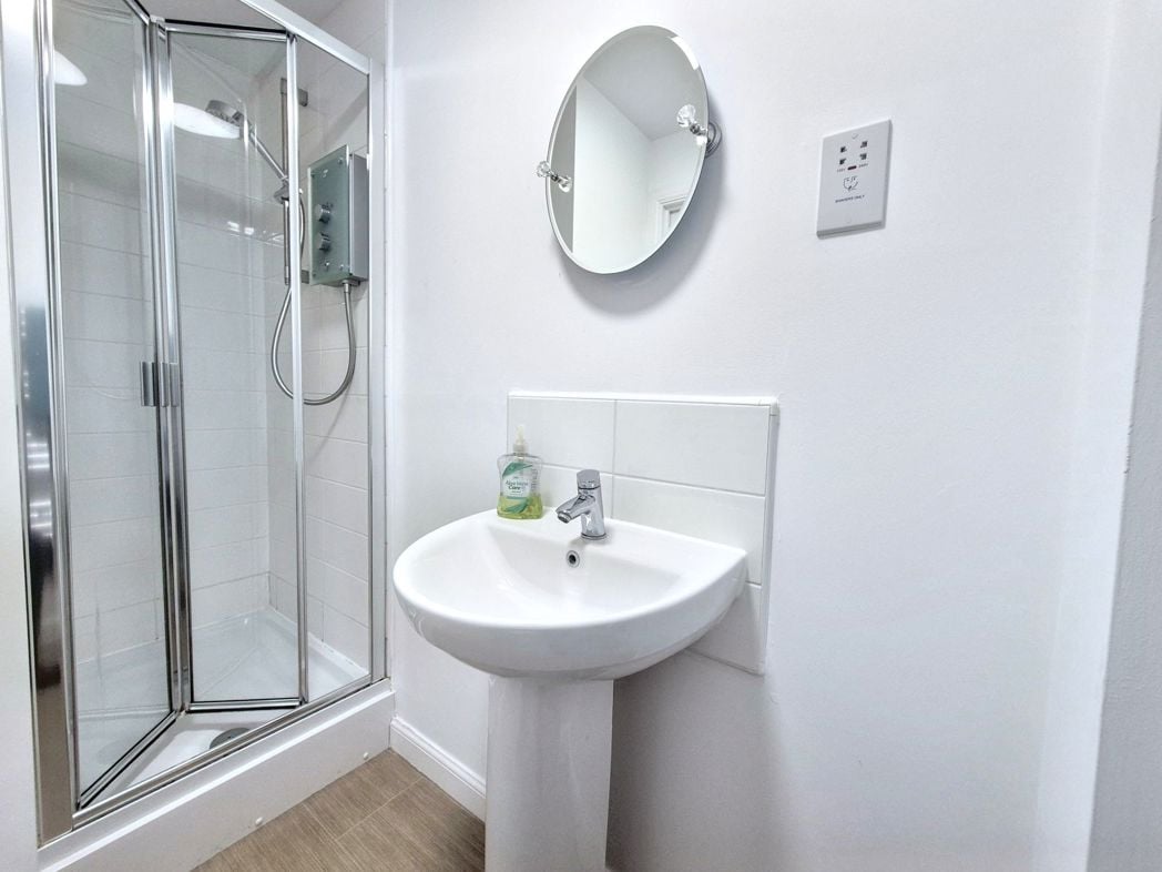 Property image 17 of 29