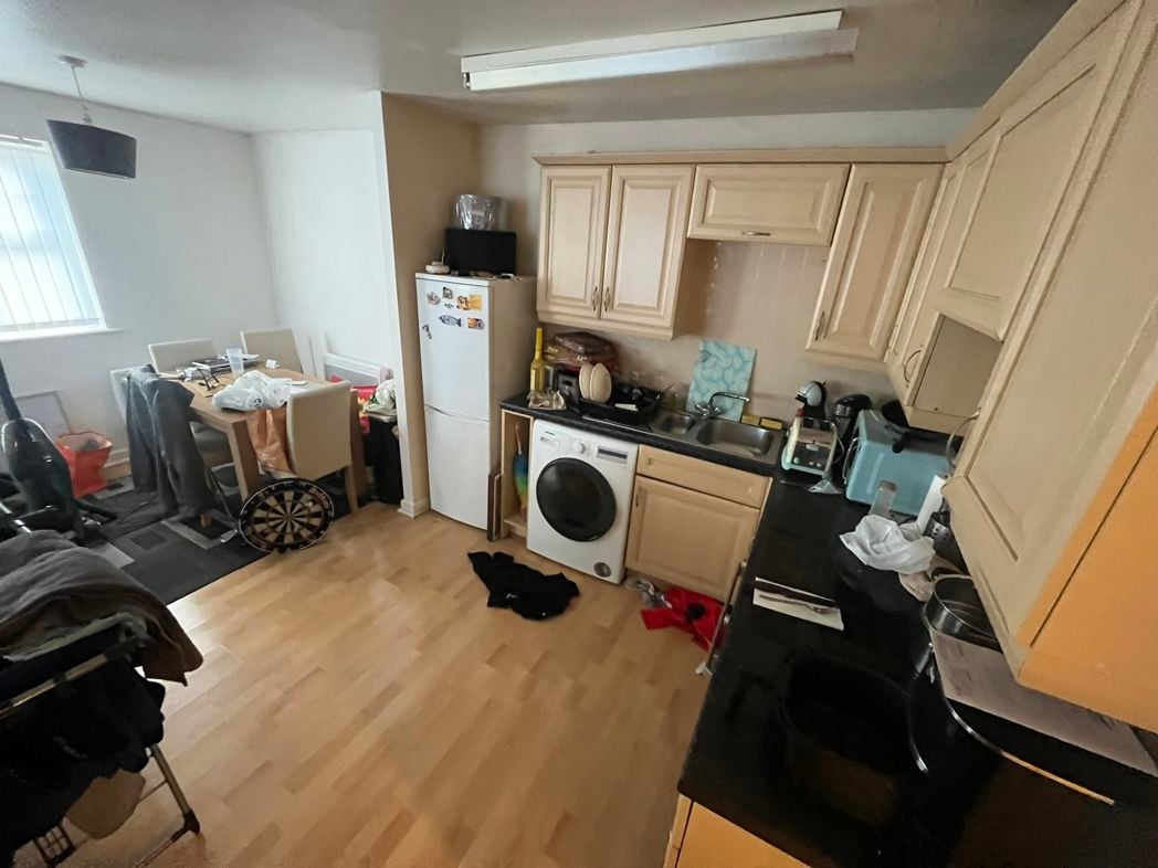 Property image 1 of 5