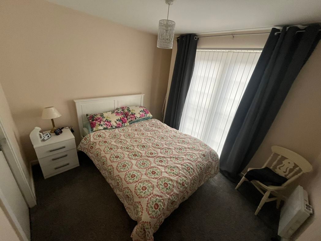 Property image 5 of 8