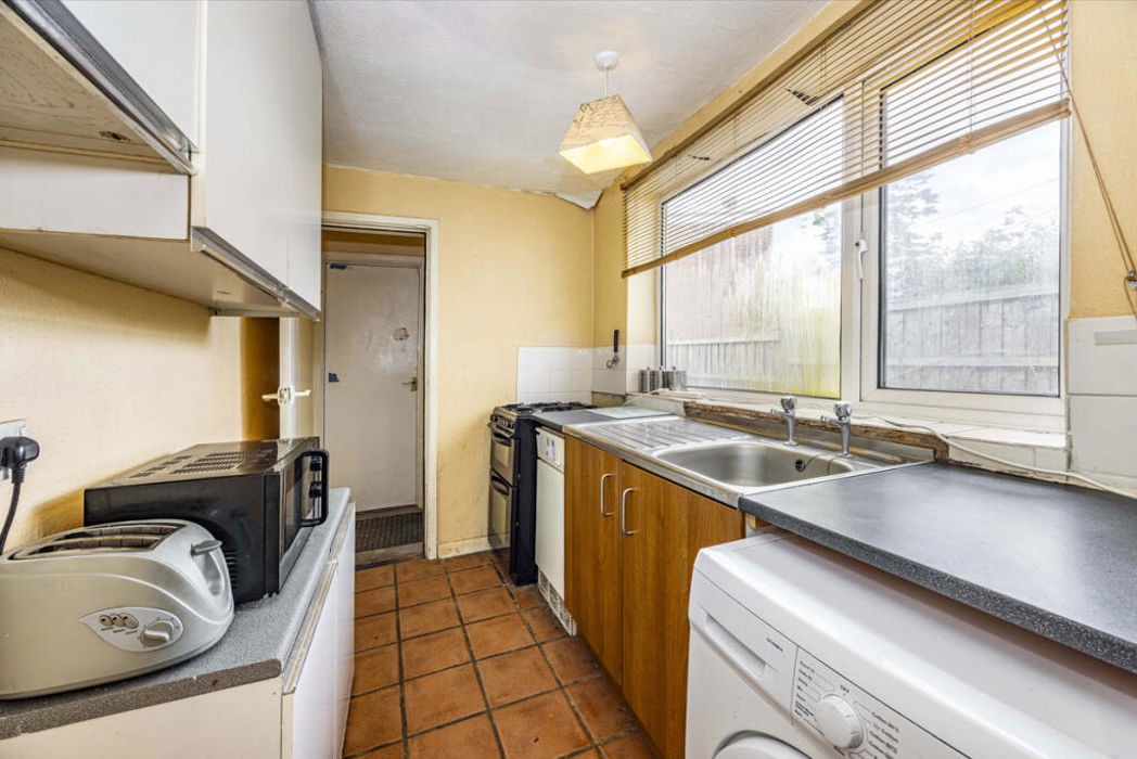 Property image 2 of 16