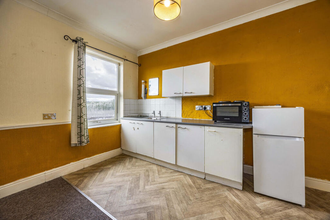 Property image 7 of 16