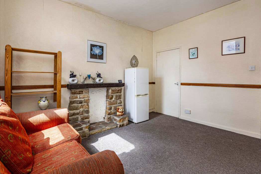 Property image 4 of 16