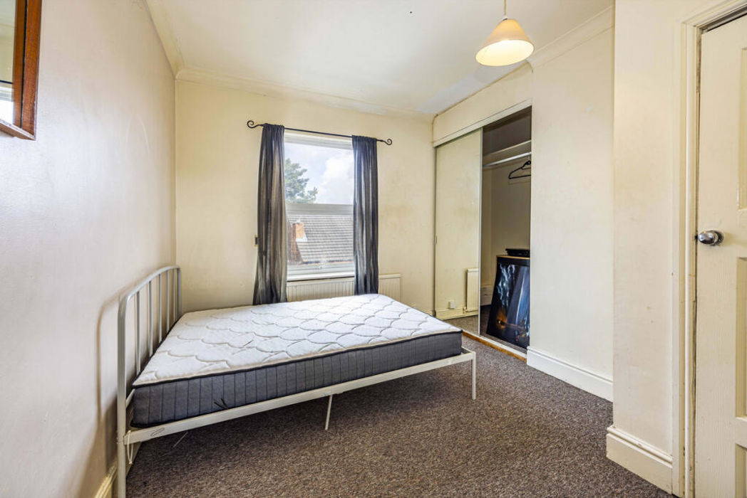 Property image 14 of 16