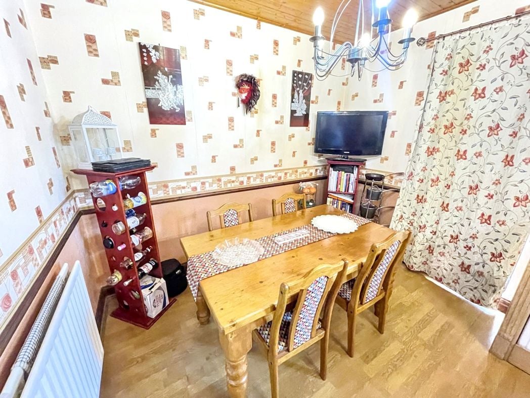 Property image 6 of 13