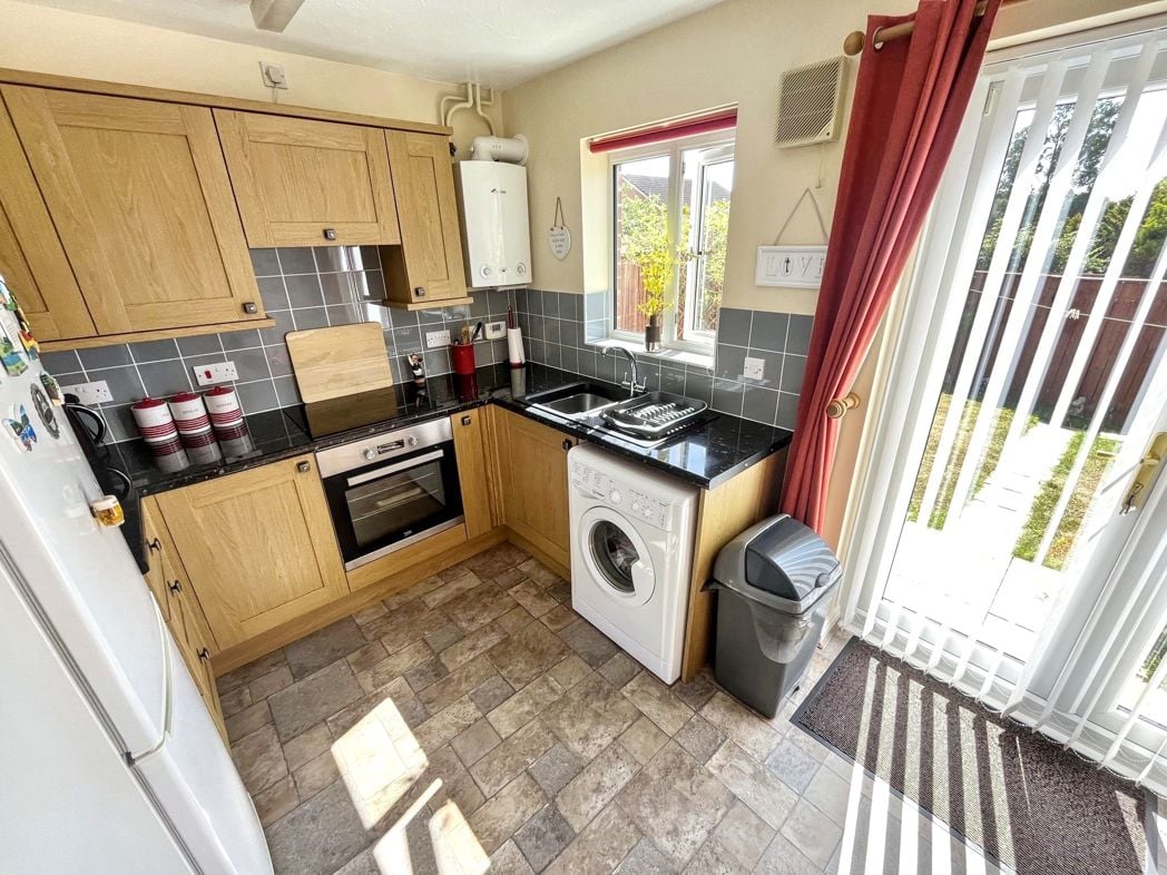 Property image 11 of 14