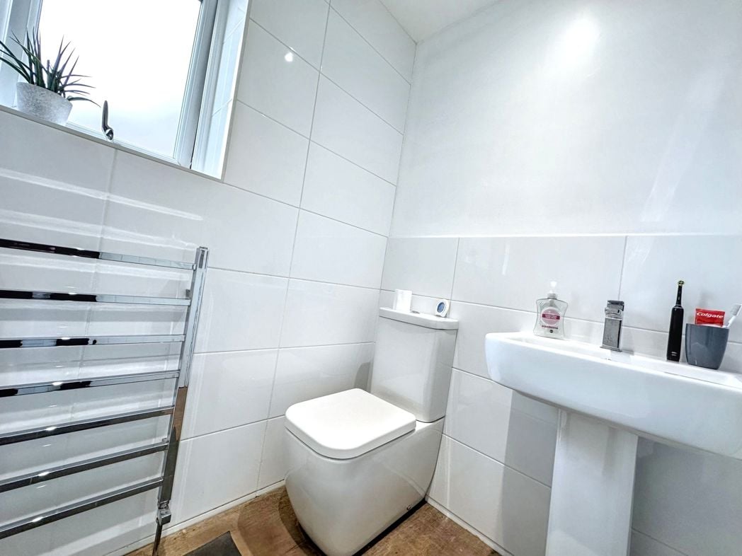 Property image 14 of 19