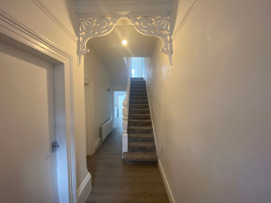 Property image 12 of 28