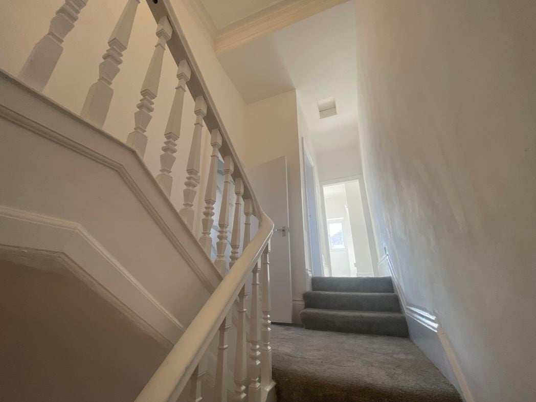 Property image 13 of 28