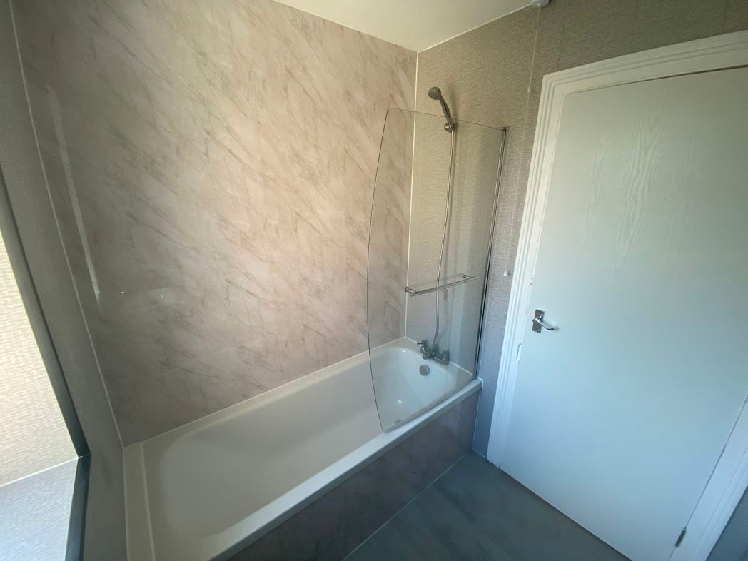 Property image 15 of 28