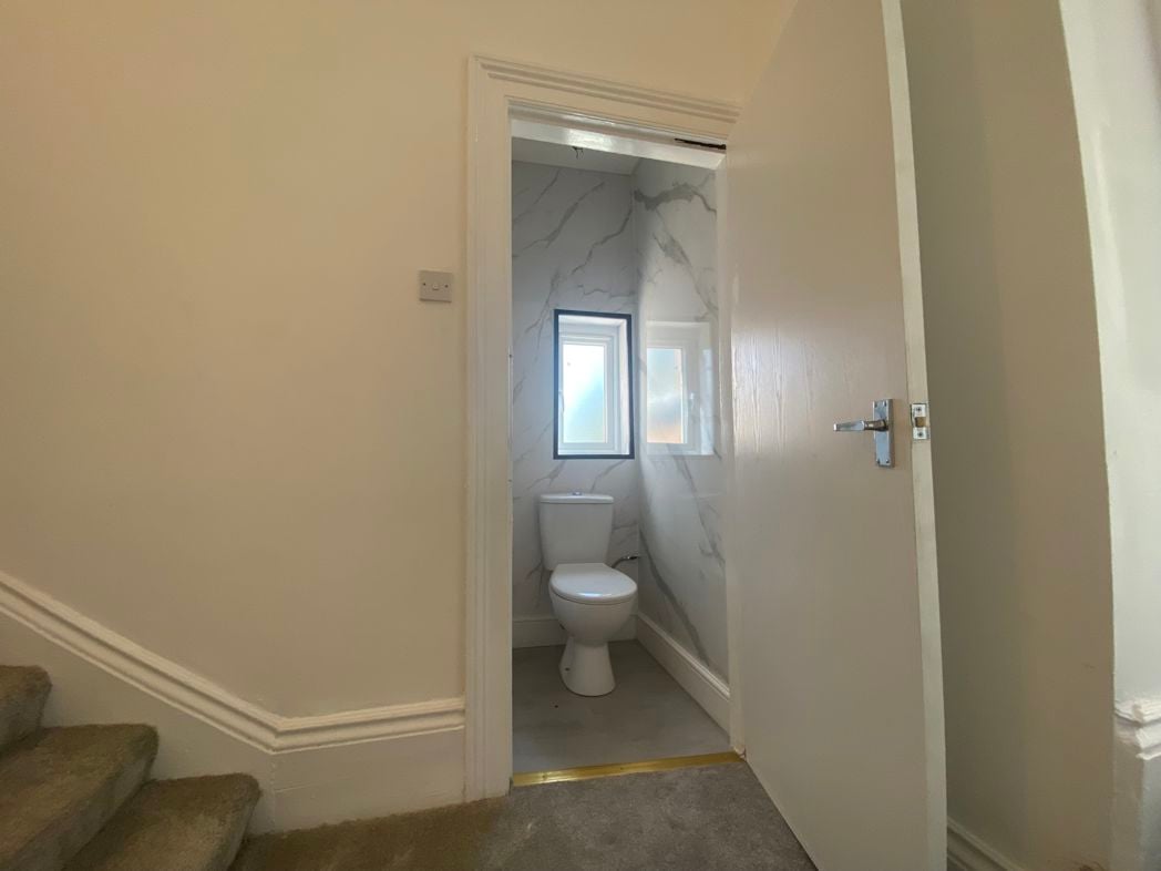 Property image 17 of 28