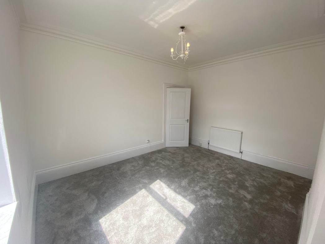 Property image 23 of 28