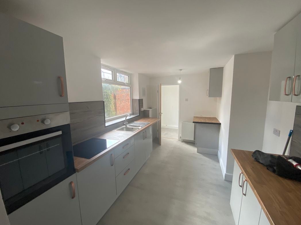 Property image 3 of 28