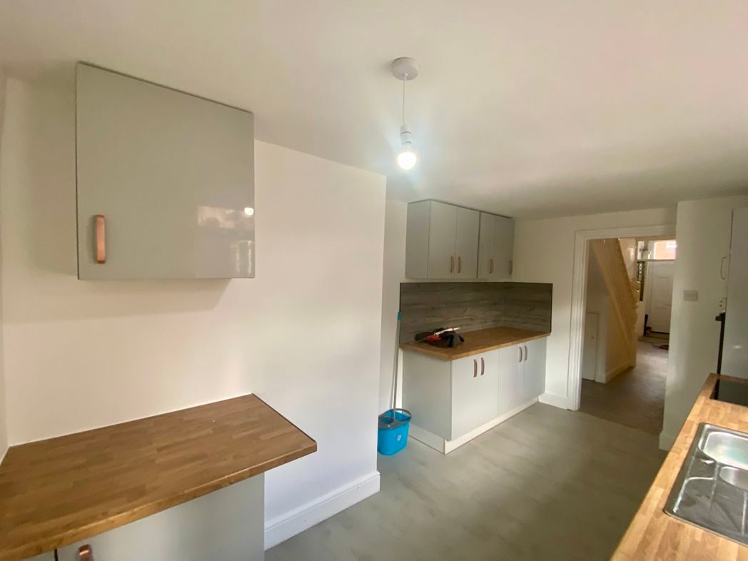 Property image 9 of 28