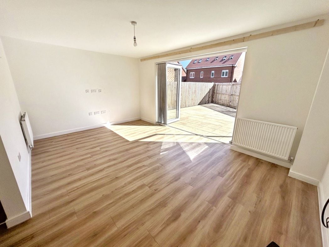 Property image 2 of 11