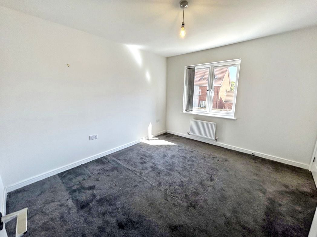 Property image 6 of 11