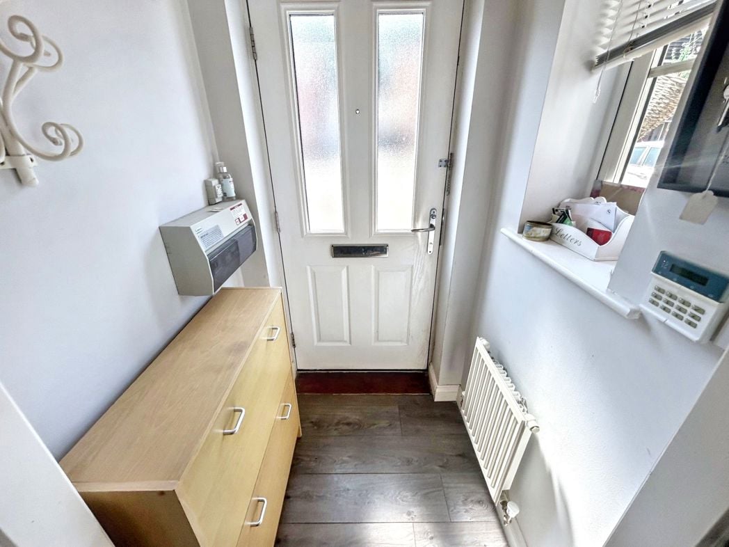 Property image 5 of 12