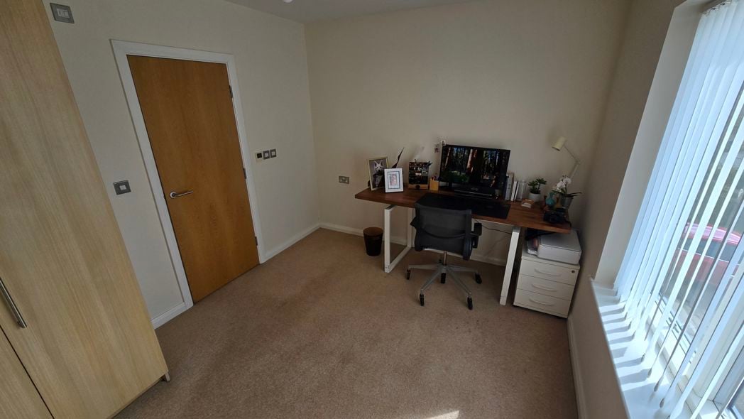 Property image 21 of 35