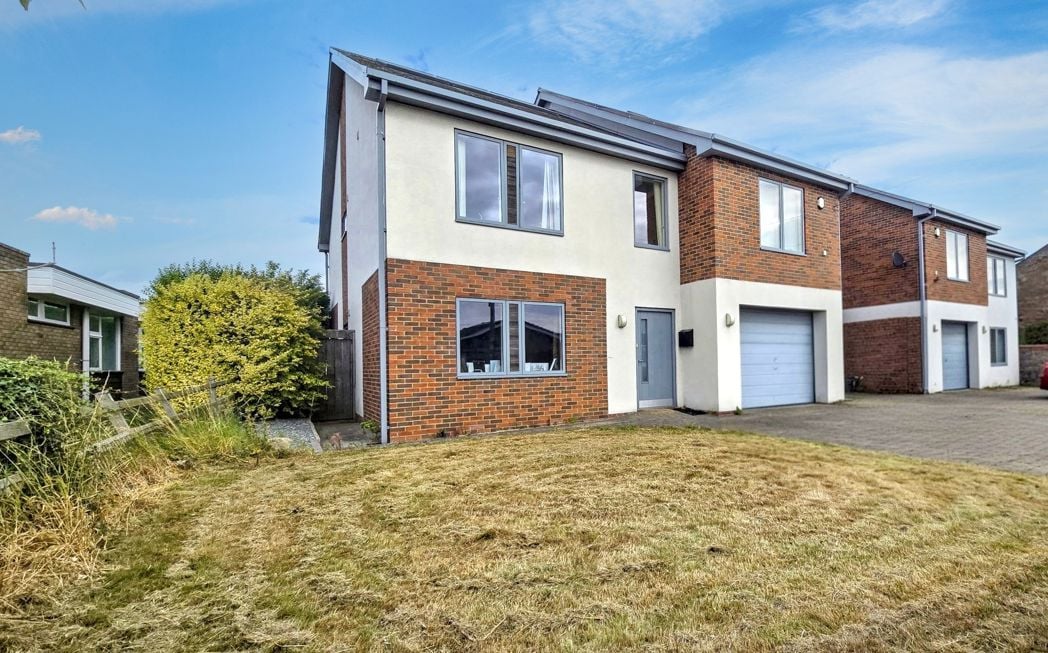 Property image 1 of 35