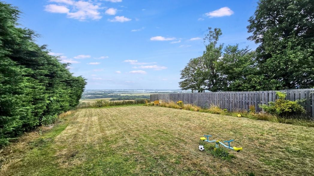 Property image 33 of 35