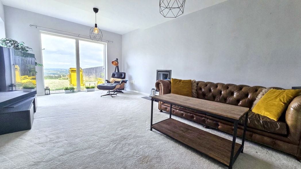 Property image 2 of 35