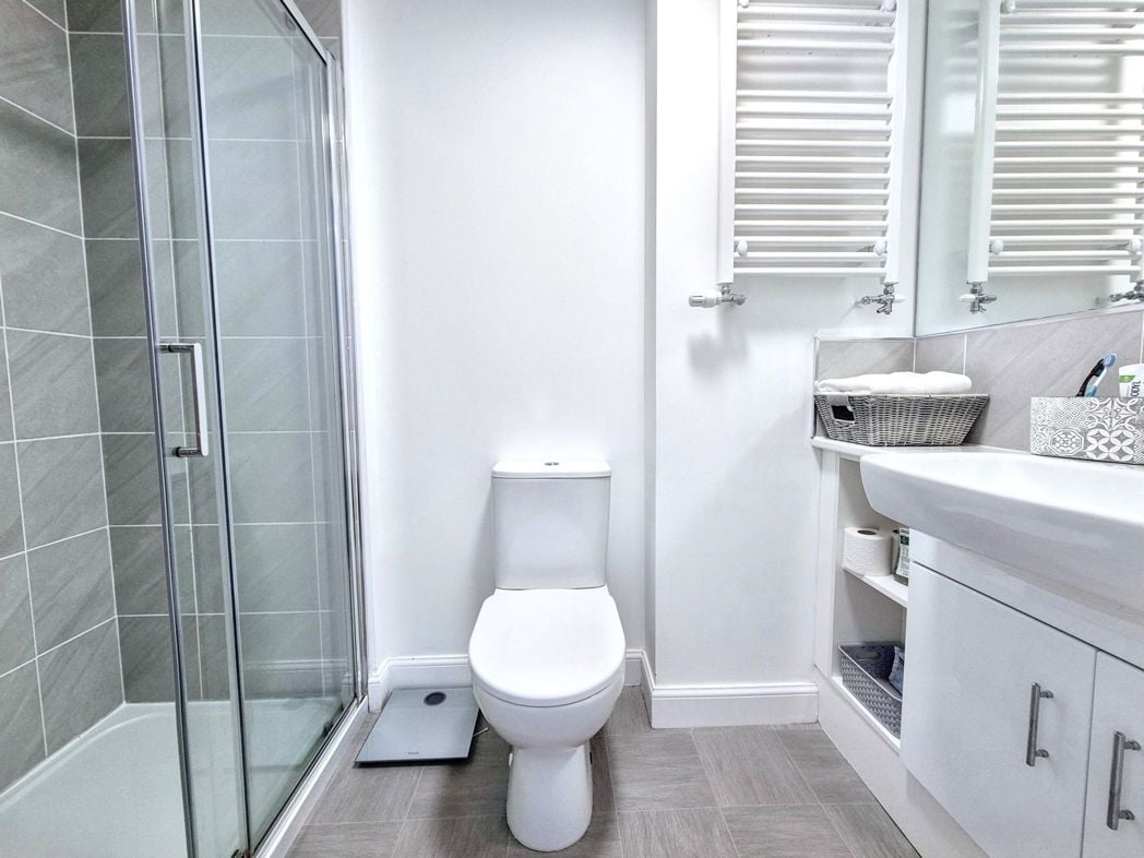 Property image 17 of 32